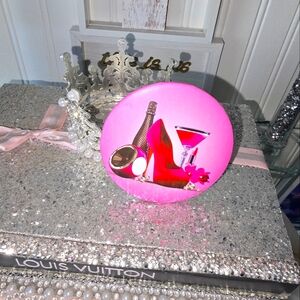 New Pink Decorative Plate with Red Shoe Design Mirror.